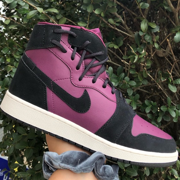 Nike Shoes - Nike Air Jordan 1